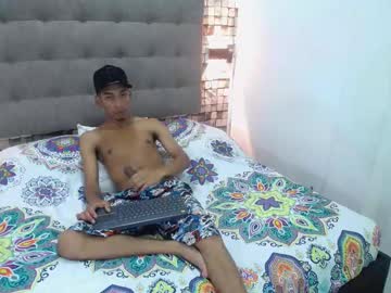 Alejandro_King1 February 04, 2025 Chaturbate stream image
