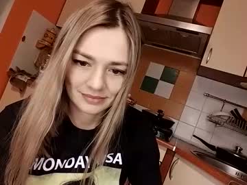 Krisssexi February 04, 2025 Chaturbate stream image