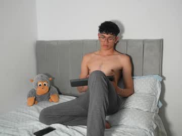 Pling9998 February 04, 2025 Chaturbate stream image