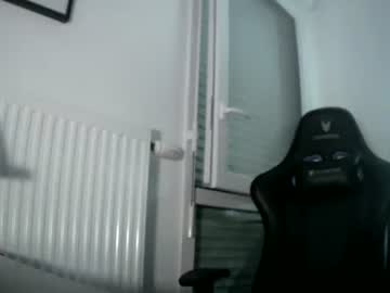 Aierouen76 February 04, 2025 Chaturbate stream image