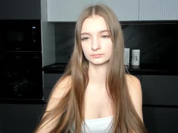 U_Moon February 04, 2025 Chaturbate stream image