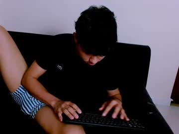 Adrianluxe February 05, 2025 Chaturbate stream image