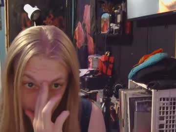 Gothblondelegend February 05, 2025 Chaturbate stream image