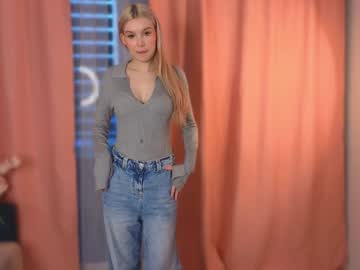 Henriettacreswell February 05, 2025 Chaturbate stream image