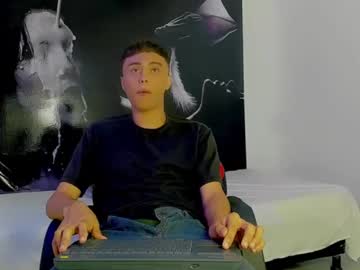 Alex_Sexilips February 05, 2025 Chaturbate stream image