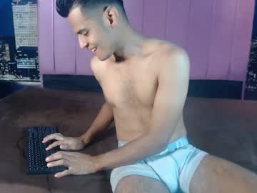 Rixonlatin February 05, 2025 Chaturbate stream image