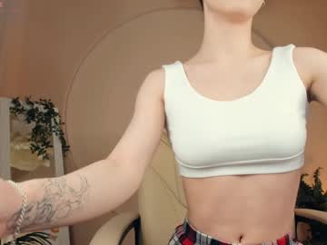 Snuggle_Lilac February 05, 2025 Chaturbate stream image