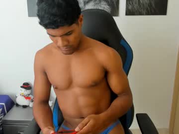 Strong_James7 February 05, 2025 Chaturbate stream image