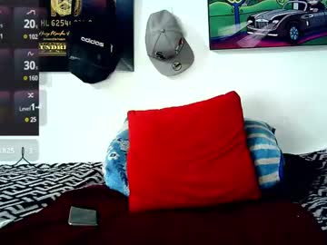 Julian_Tattoo February 05, 2025 Chaturbate stream image