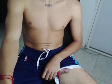 King_Mike19 February 05, 2025 Chaturbate stream image