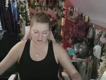 Solesticia February 05, 2025 Chaturbate stream image