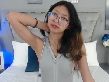 Yommi_Winx February 05, 2025 Chaturbate stream image