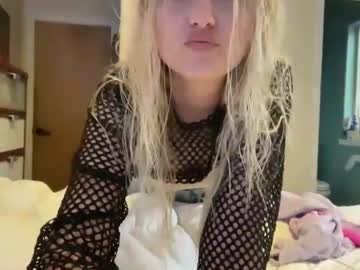 Honeybun_Z February 05, 2025 Chaturbate stream image