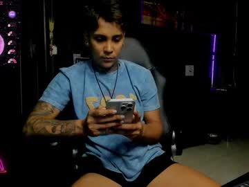 Zhoestrong February 06, 2025 Chaturbate stream image