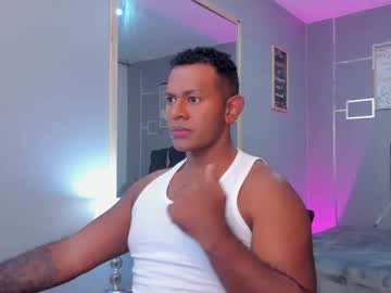 Maximo_Crawford01 February 07, 2025 Chaturbate stream image
