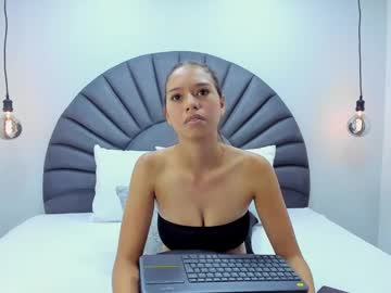 Nicollehots February 07, 2025 Chaturbate stream image