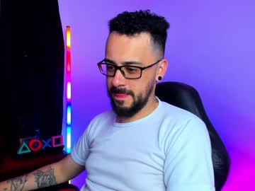 Albert_Magno February 07, 2025 Chaturbate stream image