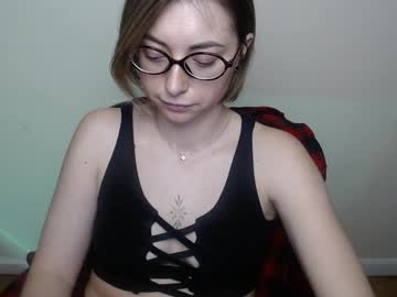 Adellvai_ February 07, 2025 Chaturbate stream image