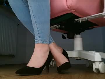 Yourfeetartist February 07, 2025 Chaturbate stream image