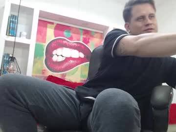 Leo_Cumming01 February 07, 2025 Chaturbate stream image
