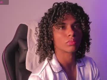 Lucas_Eevans07 February 07, 2025 Chaturbate stream image