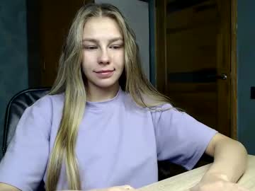 Molli_And_Tom February 07, 2025 Chaturbate stream image