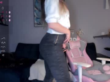 Luna__L February 07, 2025 Chaturbate stream image