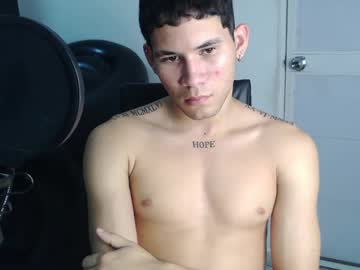 King_Mike19 February 07, 2025 Chaturbate stream image