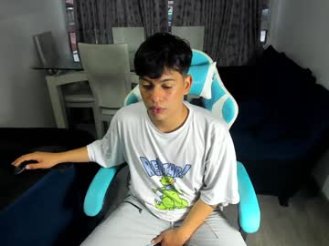 Franco_Rizzo01 February 07, 2025 Chaturbate stream image