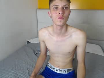 Robinssonwild February 07, 2025 Chaturbate stream image