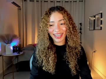 Isa_____ February 08, 2025 Chaturbate stream image