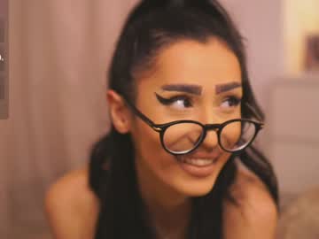 Cloeobril February 08, 2025 Chaturbate stream image