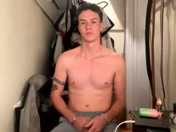 Chrisinthecloset February 08, 2025 Chaturbate stream image