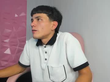 Locos_X_Sexoo February 08, 2025 Chaturbate stream image