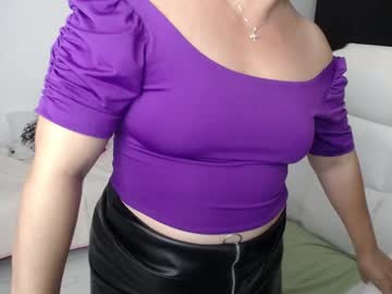 Ana_Hotmilf February 08, 2025 Chaturbate stream image