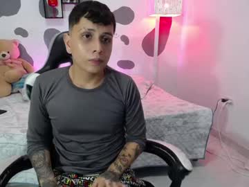 Boy_Golden_ February 08, 2025 Chaturbate stream image