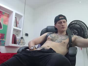 Leo_Cumming01 February 08, 2025 Chaturbate stream image