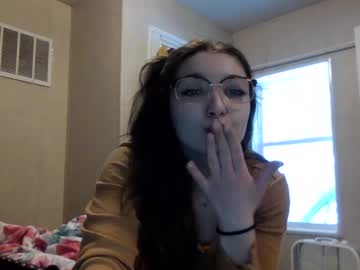 Prettyyungsteviee February 08, 2025 Chaturbate stream image