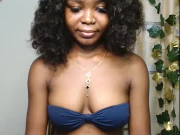 Thepetitequeeen February 08, 2025 Chaturbate stream image