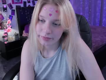 Karambamoon February 08, 2025 Chaturbate stream image