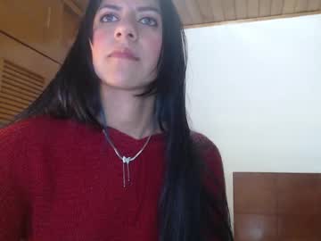 Hilari18 February 09, 2025 Chaturbate stream image
