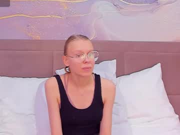 Hollyrare February 09, 2025 Chaturbate stream image