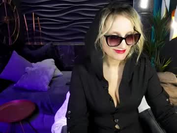 _Queen_Anna February 09, 2025 Chaturbate stream image