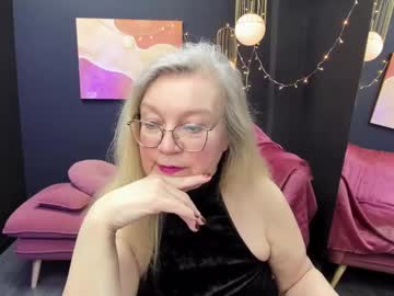Natalicloud stream photo from February 09, 2025