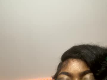 Momodatbone February 09, 2025 Chaturbate stream image