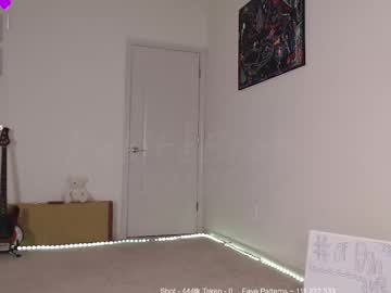 Petitebrat February 09, 2025 Chaturbate stream image