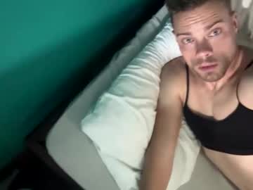 Slut_Lee February 09, 2025 Chaturbate stream image