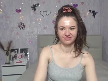 Kiaracriegs February 09, 2025 Chaturbate stream image