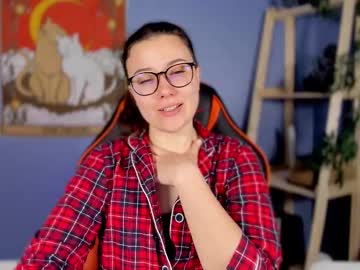 Laratacker February 10, 2025 Chaturbate stream image