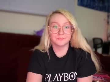 Vanillapuddingpie February 10, 2025 Chaturbate stream image